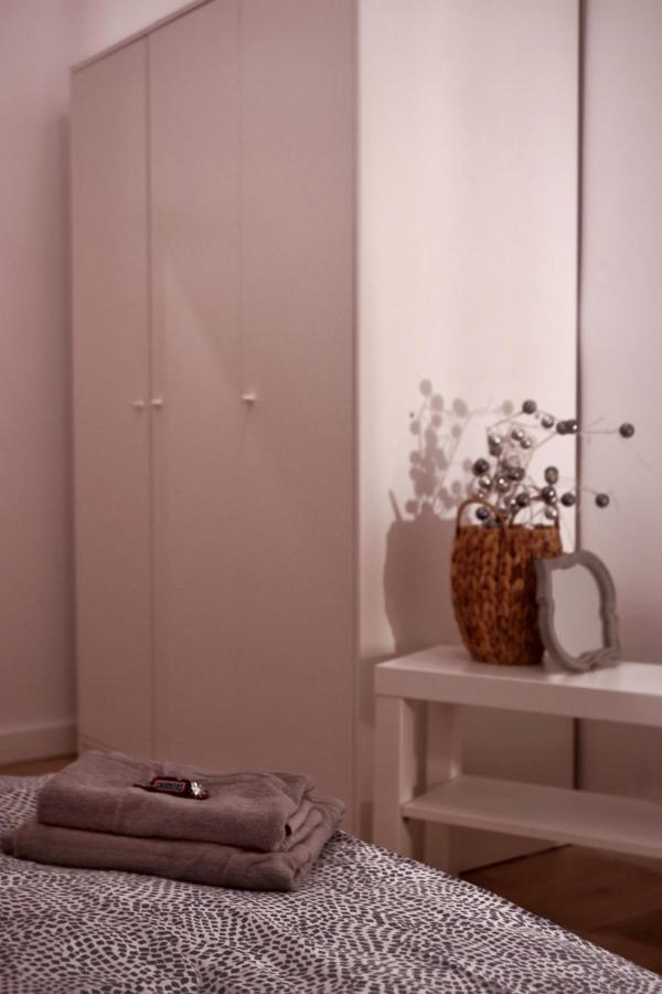 Calm And Quiet Apartments In 슈체친 외부 사진