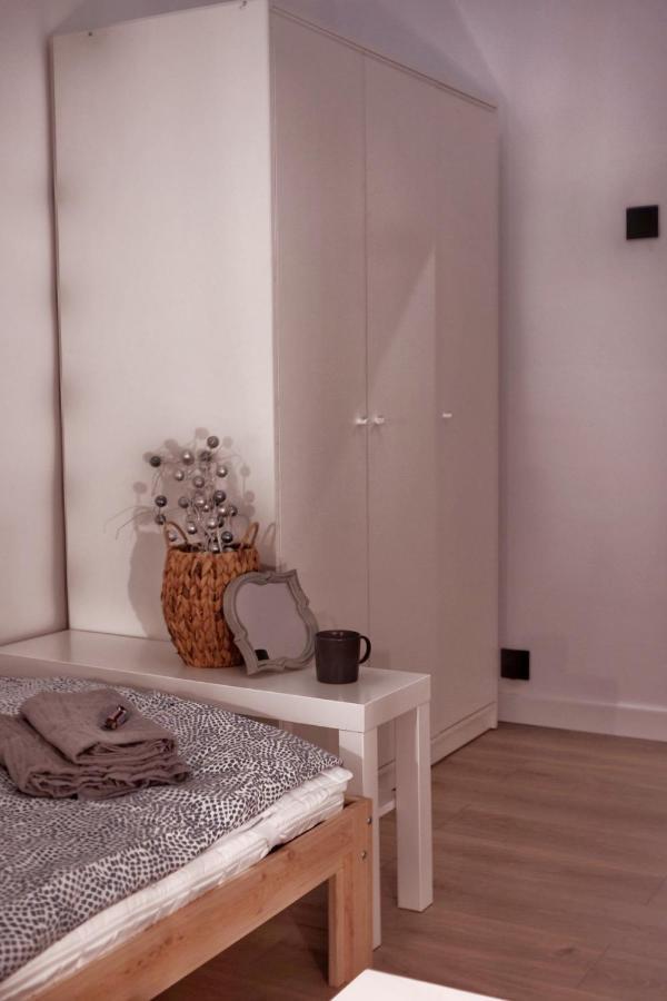 Calm And Quiet Apartments In 슈체친 외부 사진